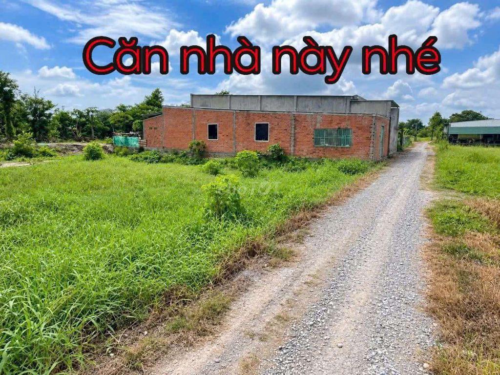 NHÀ 670TR BAO GIẤY TỜ TẠI ĐỨC HOÀ