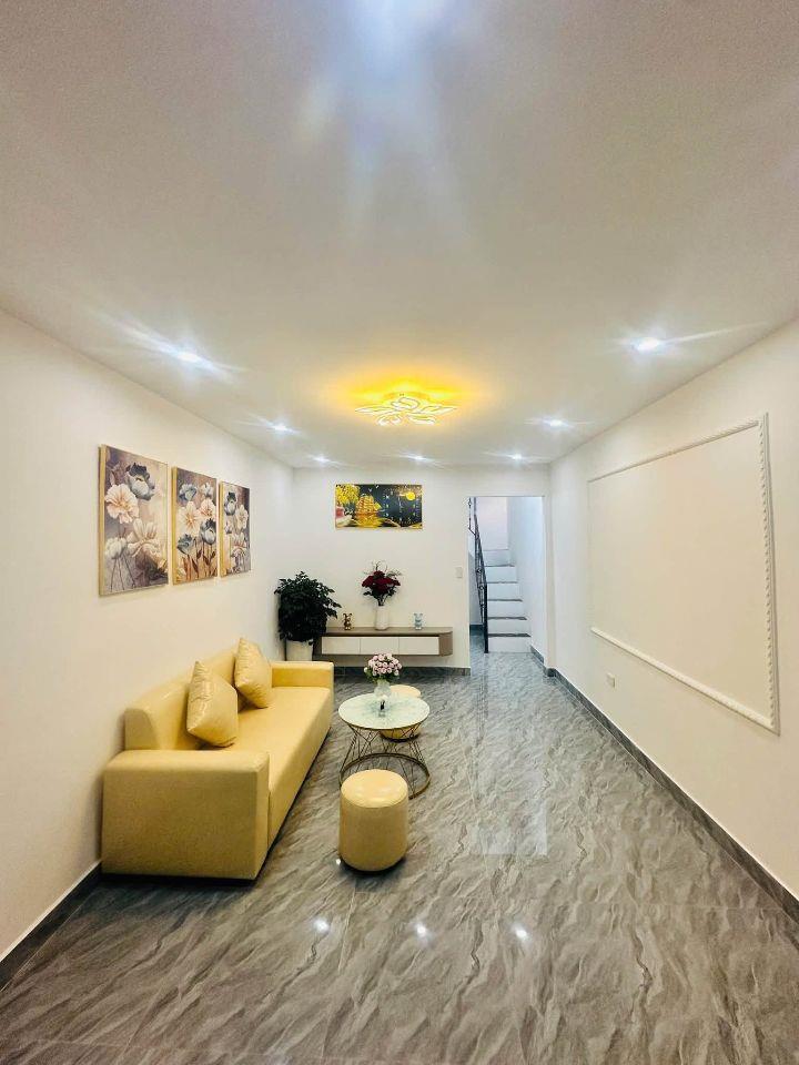 . Nhà 2 Tầng Chợ Cột Đèn - An Biên