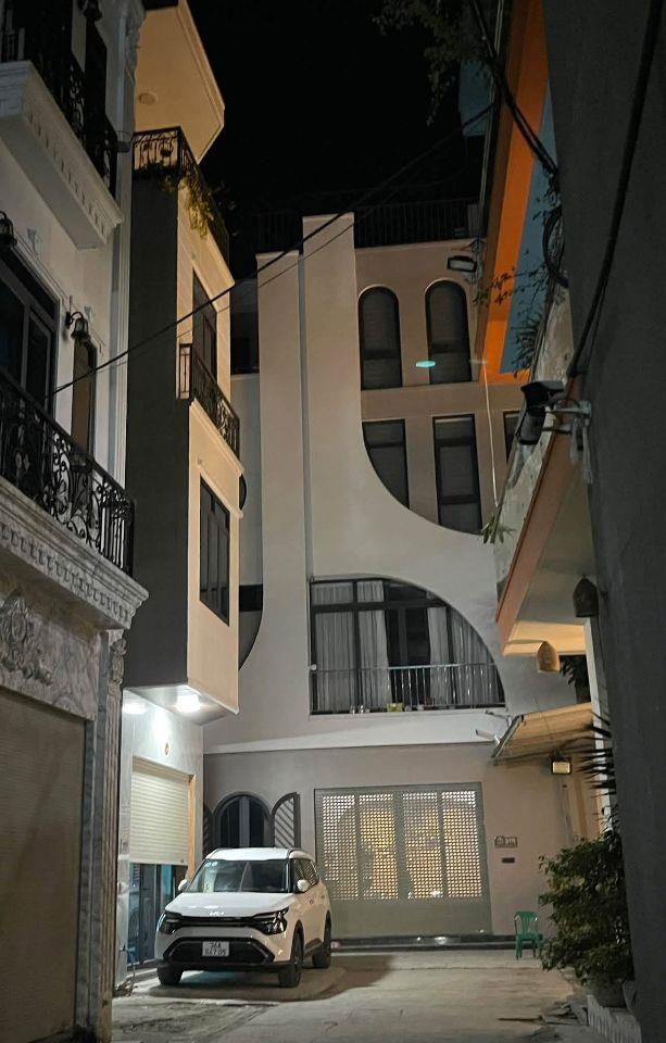 Bán nhà ngõ phố Bình Lộc, ph Tân Bình, TP HD, 42.5m2, 4 tầng, 3 ngủ, 3 vs, đường oto, 3.x tỷ