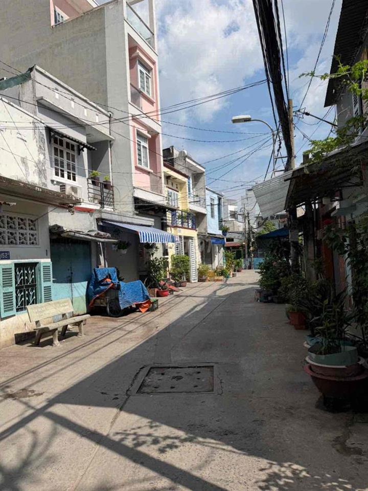 ☘️Cần Bán nhà Hẻm Xe Hơi . Bình Đông Q8