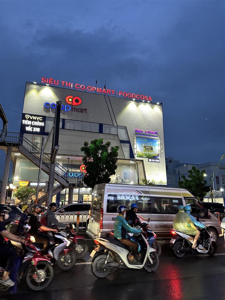 GIẢM 2 TỶ – NHÀ LÔ GÓC NGANG 10M, ĐỐI DIỆN CO.OPMART QUANG TRUNG 102M² GIÁ 9,9 TỶ