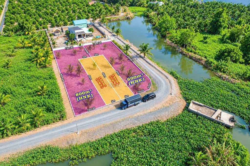 Hàng Vip, chỉ 1.6 tỷ sở hữu 750m2 đất thổ vườn View Sông Vàm cỏ