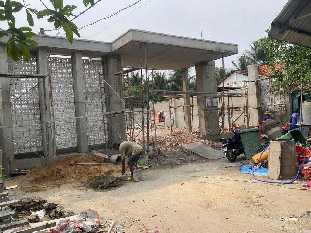 Hàng mới toanh: ✔️ Diện tích 570m2 thổ cư 530m.. ✔️ Khu dân cư hiện hữu