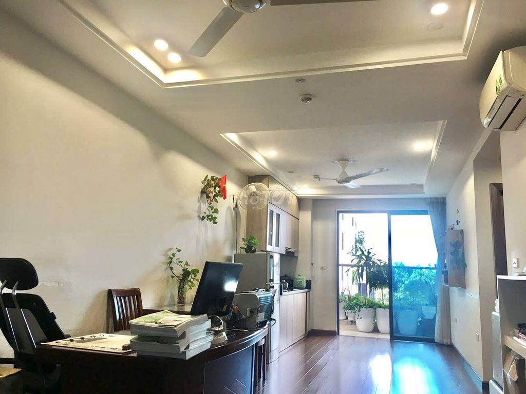 Bán căn hộ chung cư 176 Định Công (mặt đường 2.5)