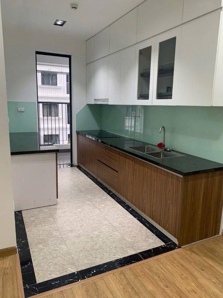 Cần tiền bán gấp căn hộ tòa CT1A DN2 Hàm Nghi, dt 71m,2pn,1 vs, giá 5,3 tỷ, lh 0983816388