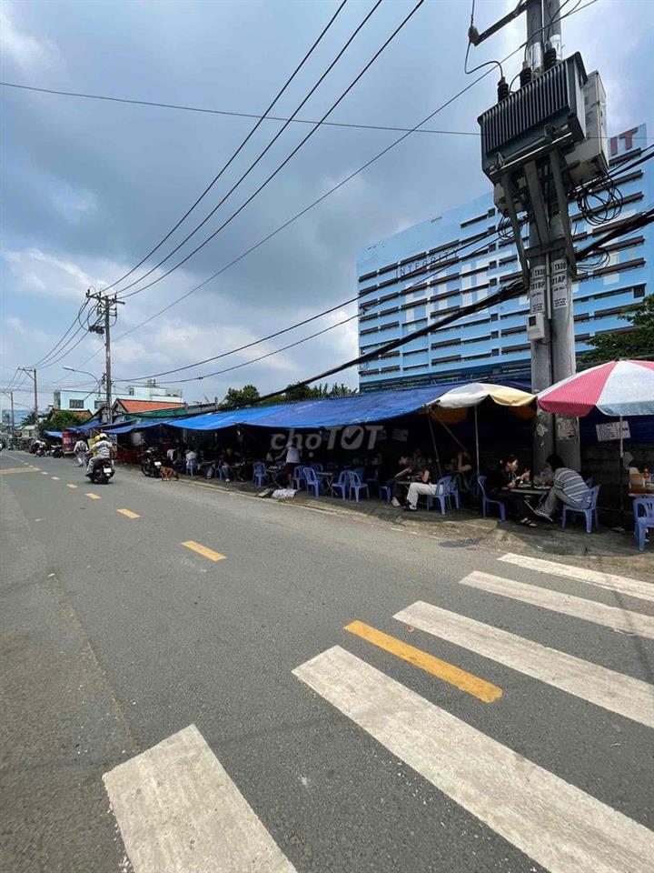Bán nhà mặt tiền giá rẻ bất ngờ