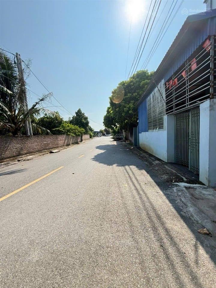 Chính chủ cần bán đất phân lô sát mặt đường ô tô tránh, mặt tiền rộng nở hậu phường sơn nam