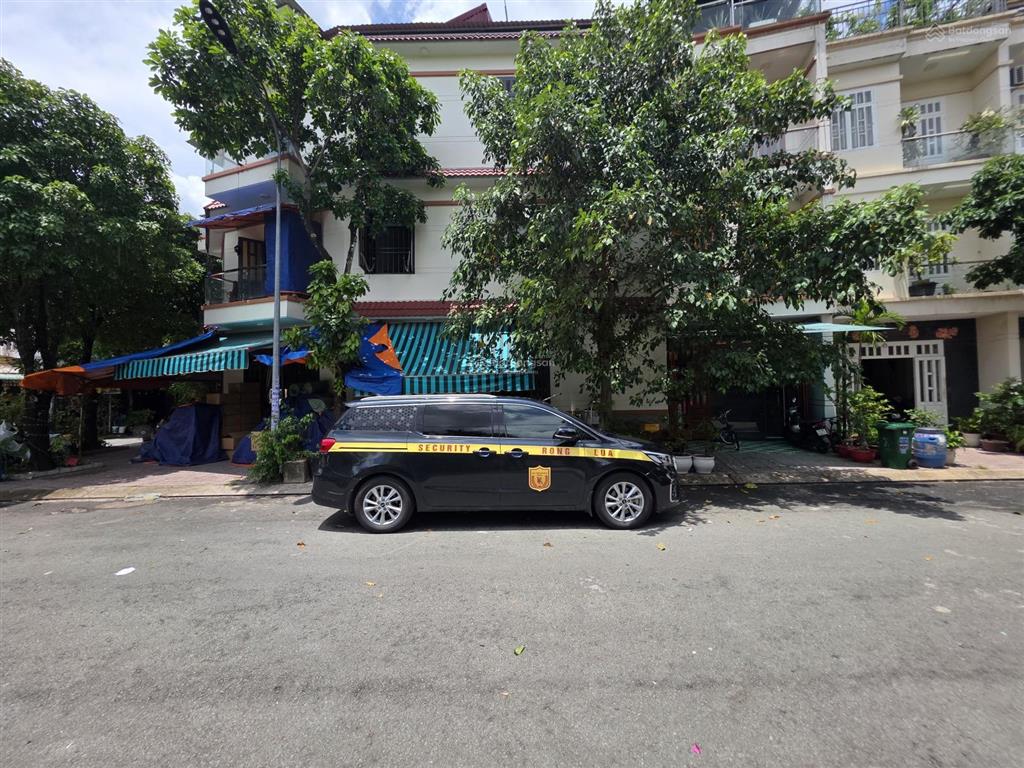 Nhà phố hoàn công kdc hoàng hùng gần bigc go dĩ an, đông hòa, tp dĩ an. (phường đông hoà, tphcm)