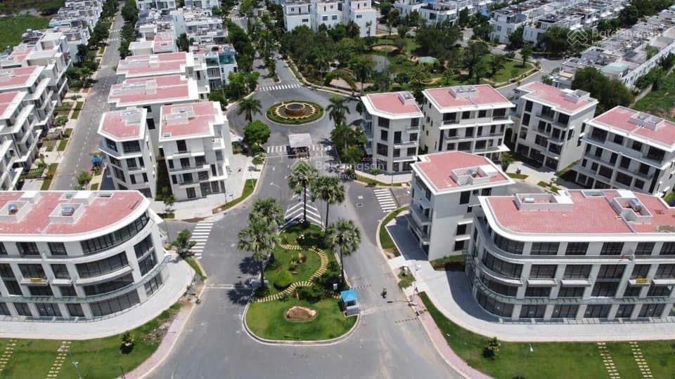Bán biệt thự villa park khu compound an ninh, yên tĩnh. dt 202m2. giá 27,5 tỷ