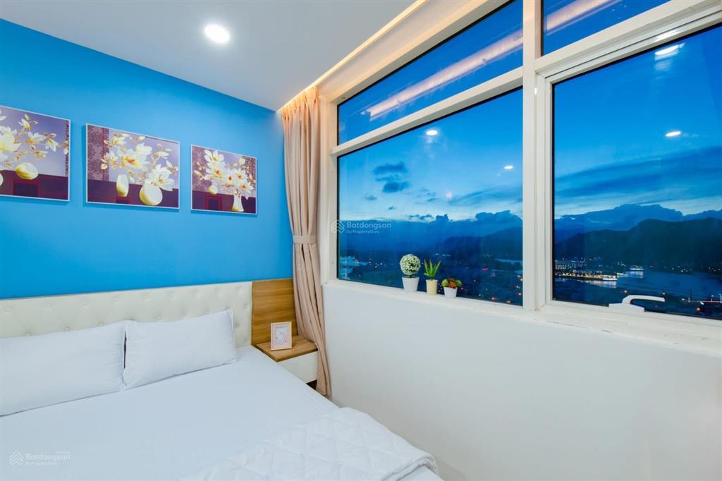Bán căn view biển full nội thất giá 2,65 tỷ. xem nhà và tư vấn 0901 383 ***