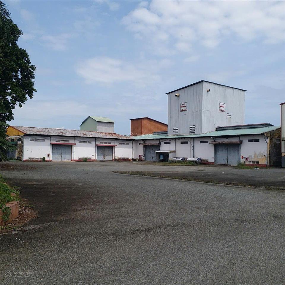 Bán kho, nhà xưởng tại quốc lộ 1a, hàng gòn, long khánh, 131 tỷ, 26.968 m2, giá ưu đãi