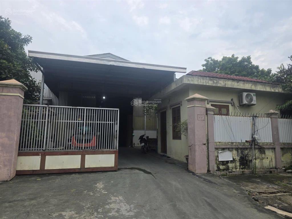 Ngay kcn thạch thất quốc oai, tdt 1.200m2 có 800m2 nhà xưởng mt gần 23m, 24.5 tỷ có tl