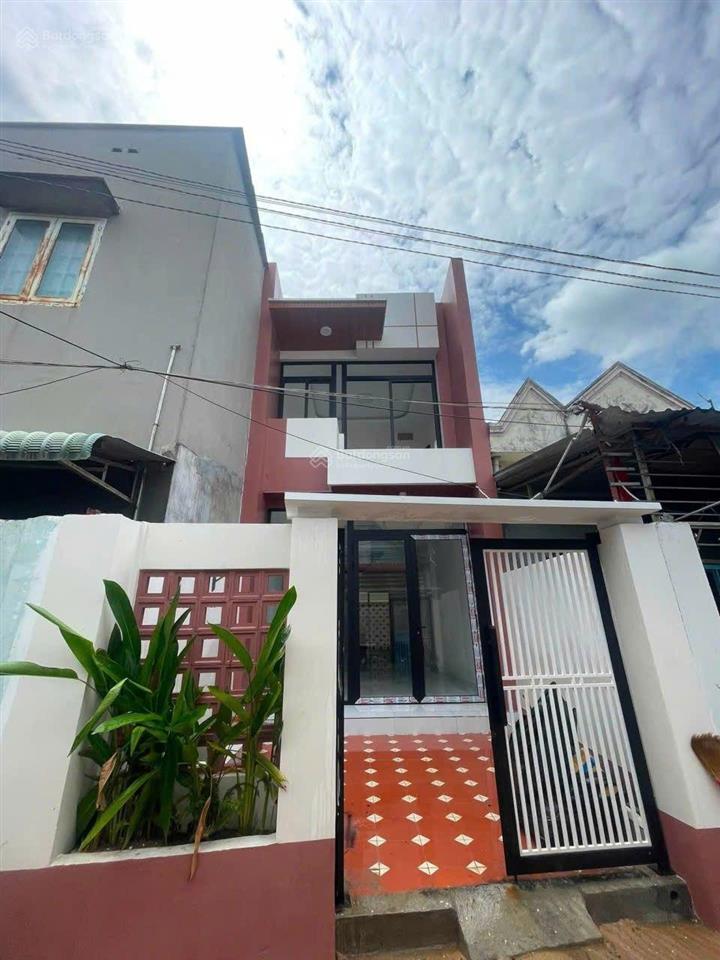 Cần bán gấp. nhà phố gần chợ dĩ an 1, phường đông hòa, tp dĩ an