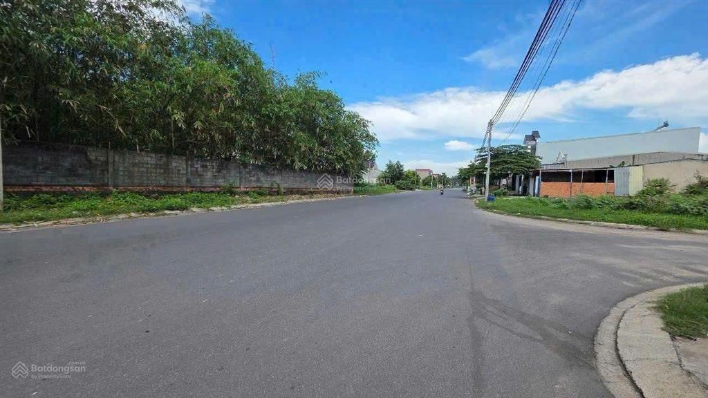 Sốc! đất 2.000m mà giá hơn 14tr/m rẻ như cho! chủ ngộp cần bán gấp thiện chí giảm sâu!