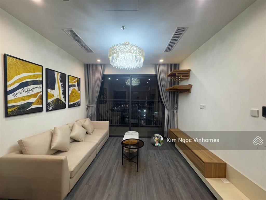 Cần bán nhanh căn góc 2n tầng trung,đông nam, full đồ tại zenpark.giá chỉ nhỉnh 4 tỷ 0376 368 ***