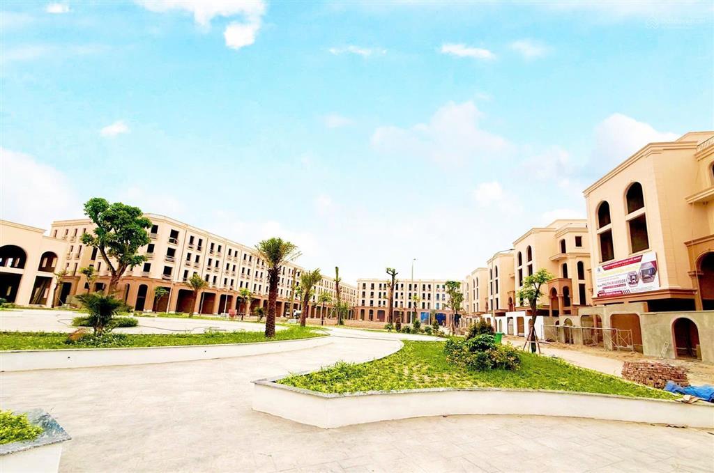 Giá 10 tỷ liền kề 74m phú thị riverside, chủ nhà bao thuế phí