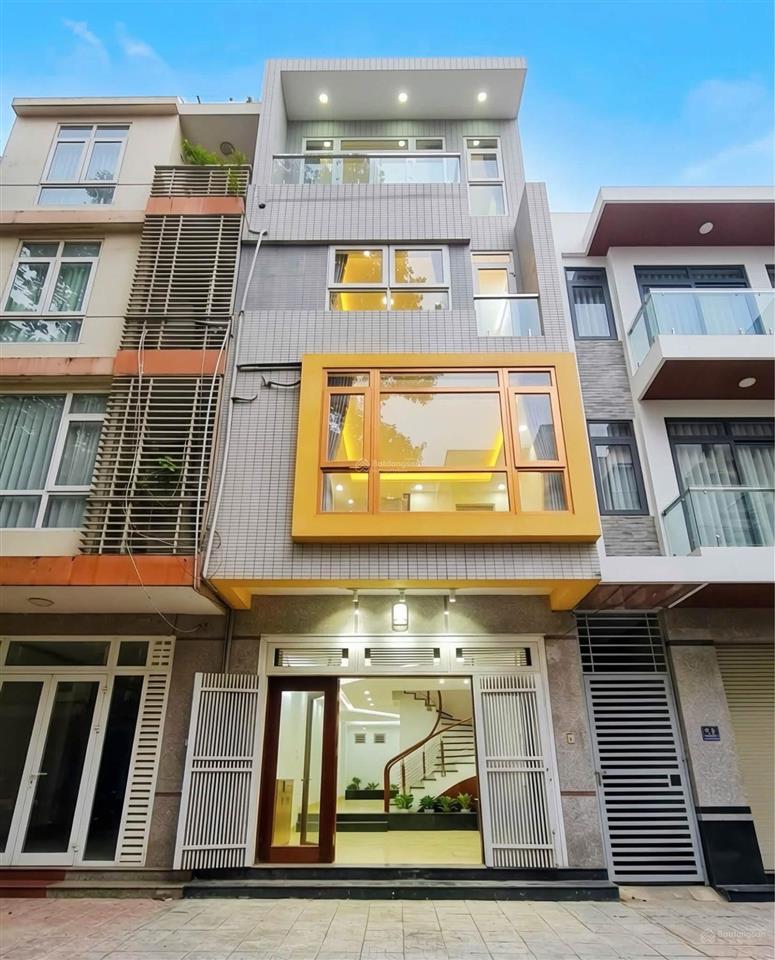 Bán nhà phân lô khuất duy tiến, cầu giấy 66m, 5 tầng, nhỉnh 22 tỷ. ô tô tránh, kd, văn phòng vip