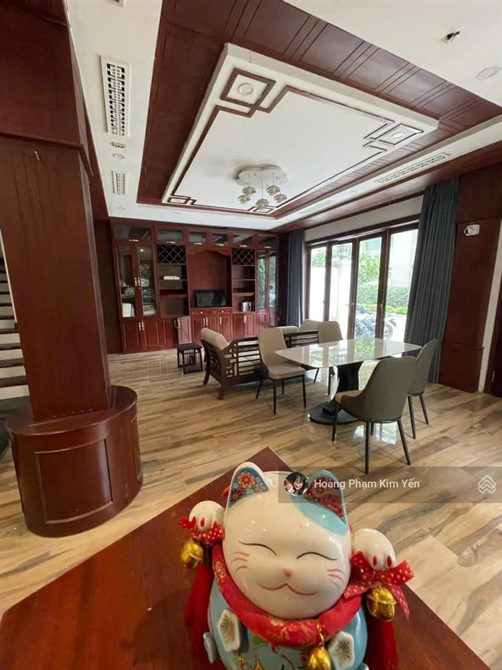 Cực sốc! lô góc pháo đài láng, siêu thoáng sáng, 20m ô tô, cửa sổ từng phòng, bãi xe, nội thất xịn
