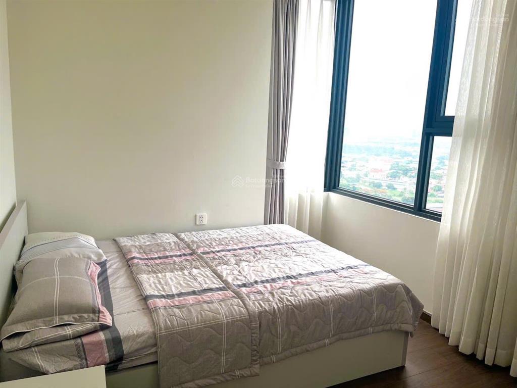 Cần bán căn góc 2pn2wc tại the emerald golf view 3,2 tỷ full nt
