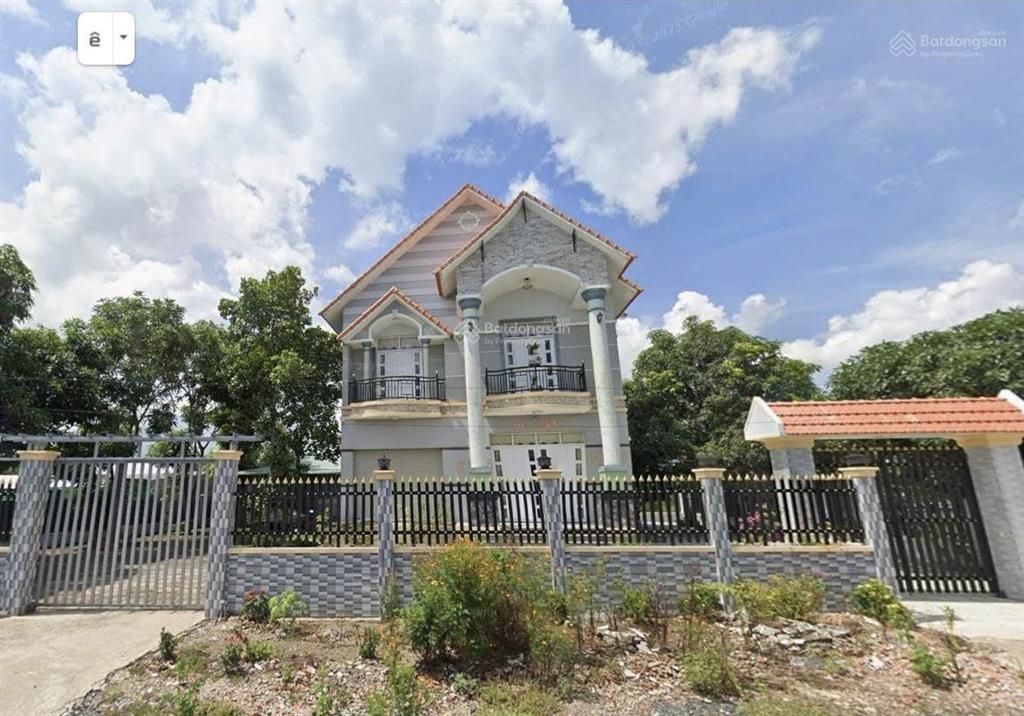 Bán nhà 1560 m2 có thổ cư, gần nguyễn văn tạo, 10 tỷ, hxh, 2 tầng, nhà bè