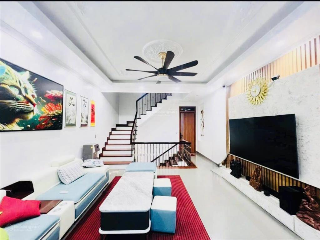 Bán nhà 4 tầng thiết kế hiện đại full nội thất khu đô thị kỳ đồng tp thái bình. giá 5 tỷ 500