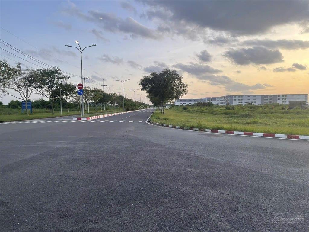 Bán lô đất skc kèm chủ trương tmdv góc 2 mặt tiền trong kcn nam tân uyên, tp. hồ chí minh