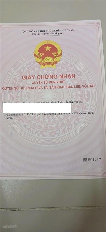 Bán đất mt vĩnh phú . tặng nhà cấp 4 ngang 6,7 dài 50,2 thổ cư 70m2. cách ql13 300m. giá 10ty3