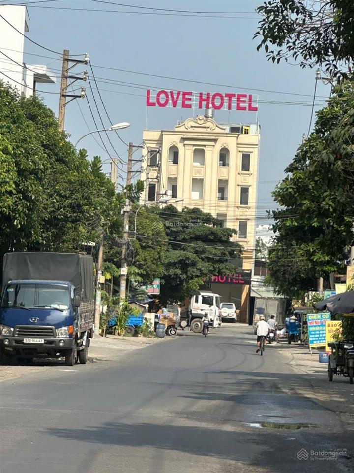 Bán nhà và phòng trọ dt 10x20m giá 12 tỷ tại xã bà điểm, tphcm