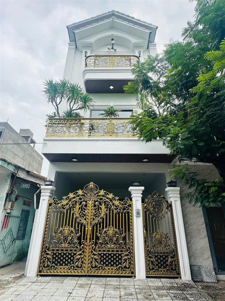 Nhà 3 tầng mặt tiền đường nguyễn chích, gần biển nguyễn tất thành diện tích 80m2 ngang 5m