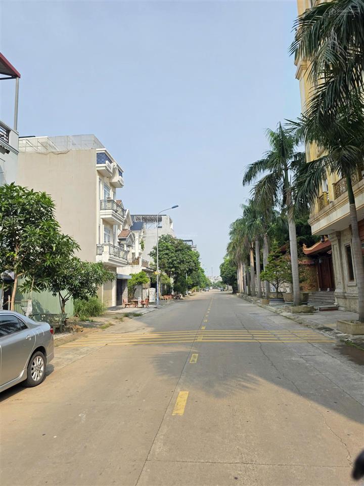 840 bán đất trung tâm hành chính dĩ an gần trường việt anh, 100m2 full thổ cư 8 tỷ tl