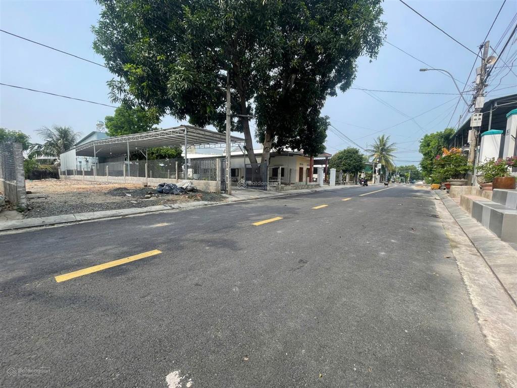Chính chủ lô đất bàn cờ cam đức, sổ sẵn thổ cư khu giữ lại, gần chợ ql1a, đầm thủy triều dự án vin