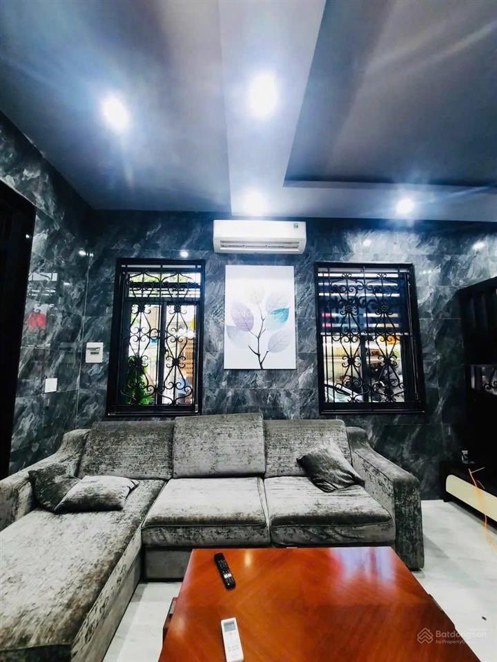 Bán nhà 2 tầng goc 2 mặt tiền trần khánh dư cách biển mỹ khê 200m, dt 100m2, ngang 6,5m, 18,2tỷ