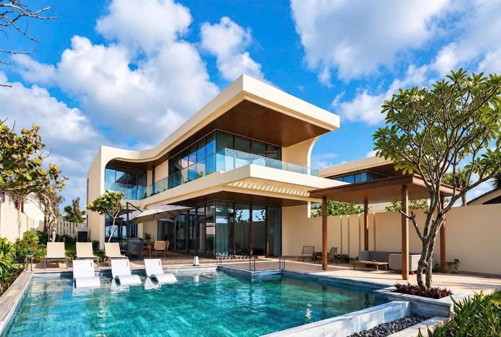 Bán villa biển tại the grand hồ tràm, 23,446 tỷ, 272m2, chỉ với view đẹp