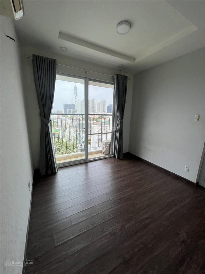 Gấp bán căn hộ hưng phát, 2,9 tỷ, 83m2, 2pn, 2wc, view đẹp, đã có sổ hồng