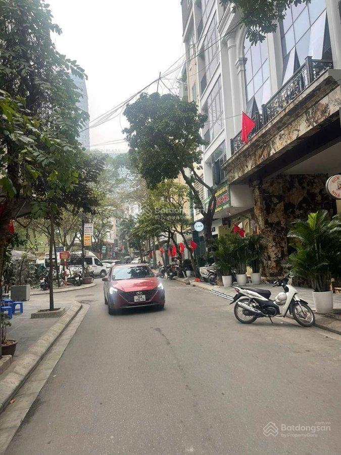 Bán nhà tú mỡ cầu giấy, liền kề phân lô, ô tô tránh, vỉa hè, 59m, giá 26,9 tỷ