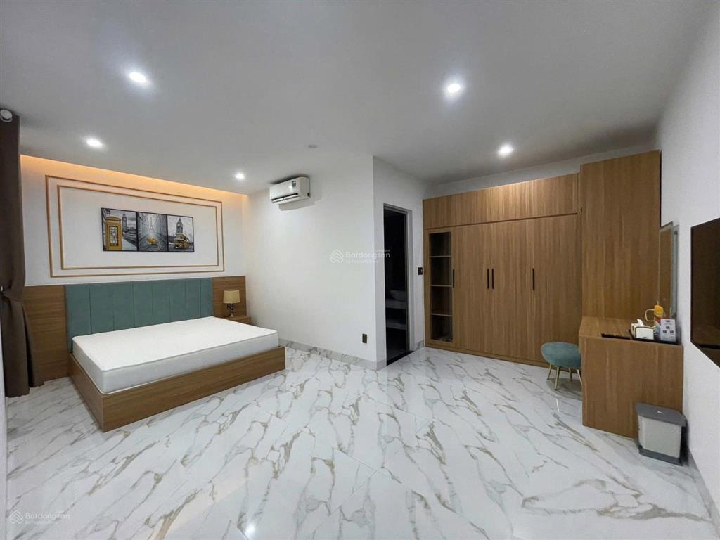 Bán hoặc cho thuê villa 270m(15x18) đường anh thơ, 6pn 6wc giá thuê 95tr giá bán 29ty5 e đức lvcc