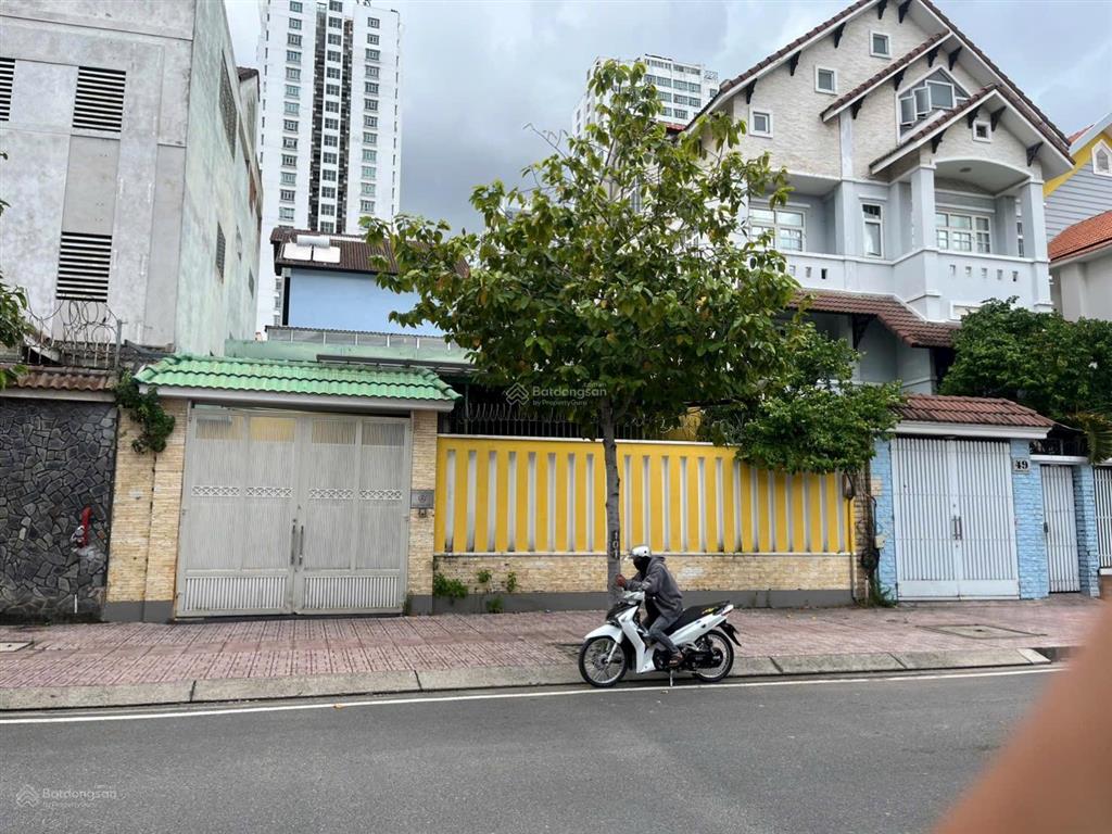 Bán nhà kho mt dương bạch mai p5 q8, dt 12.5x24m (301m2)