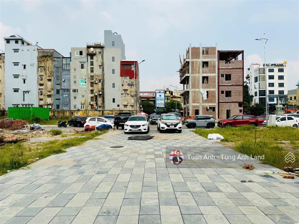Lô góc xẻ khe 62m2 tđc 261 trần nguyên hãn
