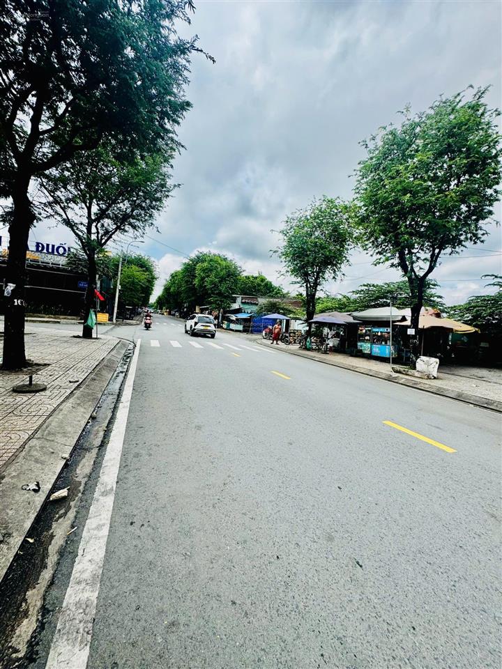 Lô đất đẹp đường 16m rộng rãi ngang 7,5m 150m2 kdc êm đềm linh xuân