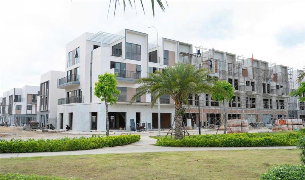Khome new city phường bình dương 90m shophouse 8,2 tỷ mặt tiền lê lai 6x15m 0949 866 ***