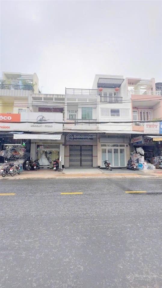 Bán nhà mặt tiền đường nguyễn đình chiểu tp. bến tre dt 3.98x18.5m, 3 tầng khu kinh doanh sầm uất