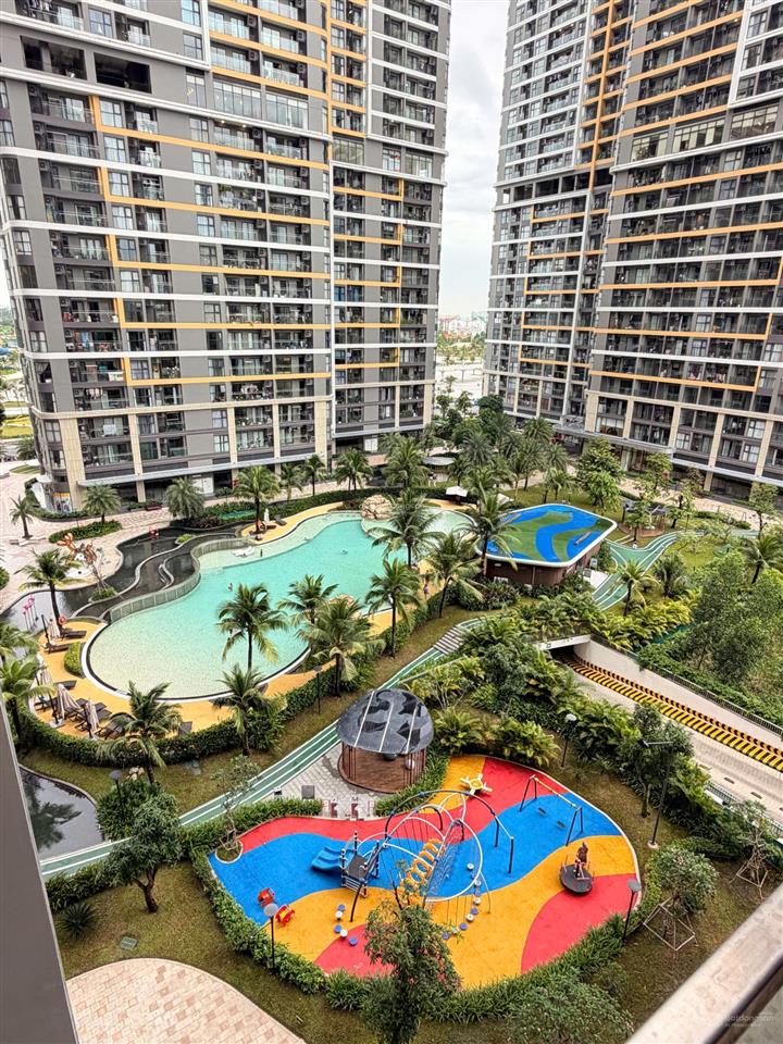 Bán căn 1pn, dt54m2, giá 3 tỷ, the beverly, vinhomes quận 9, tầng trung view thoáng, nhà mới ở ngay
