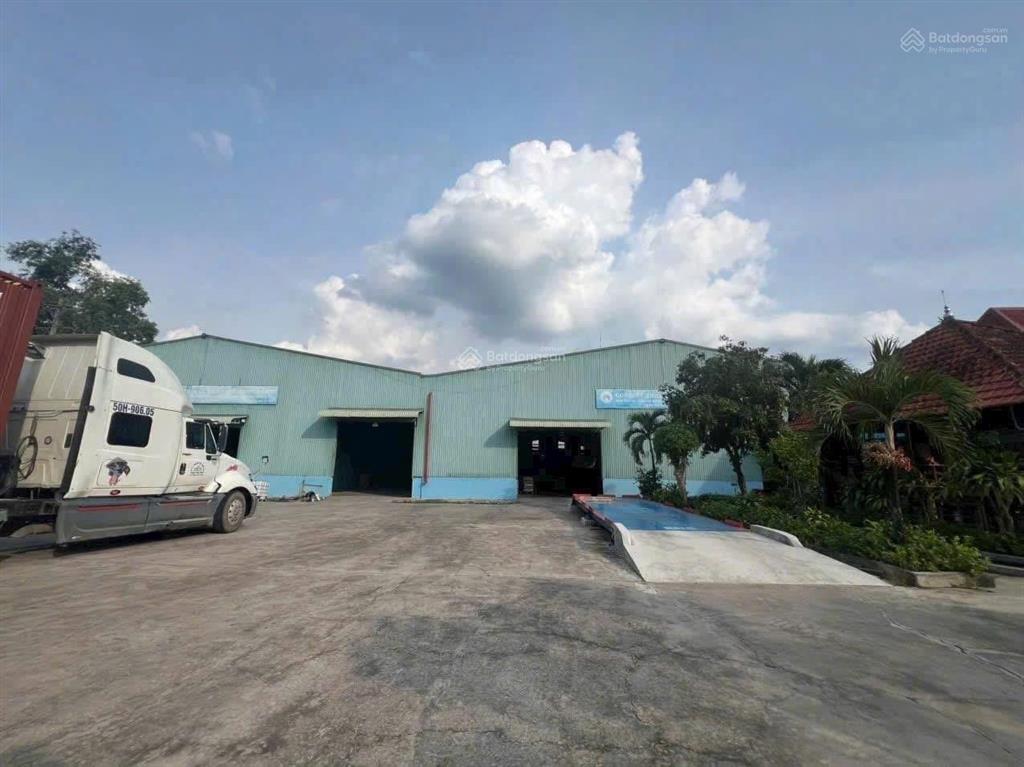 Cho thuê hoặc bán xưởng đất quốc bắc tân uyên bình dương