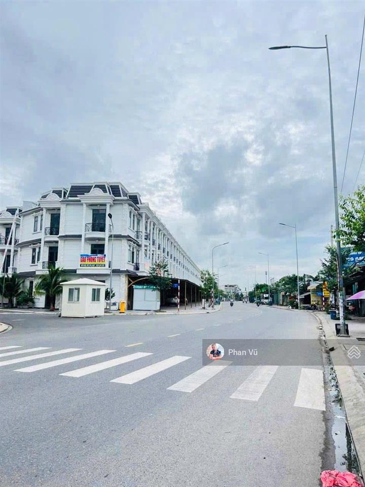 Bán nhà mặt tiền nguyễn thị khắp, dĩ an, 6tỷ999, 80m2, 4pn, 4wc, 0909 290 ***