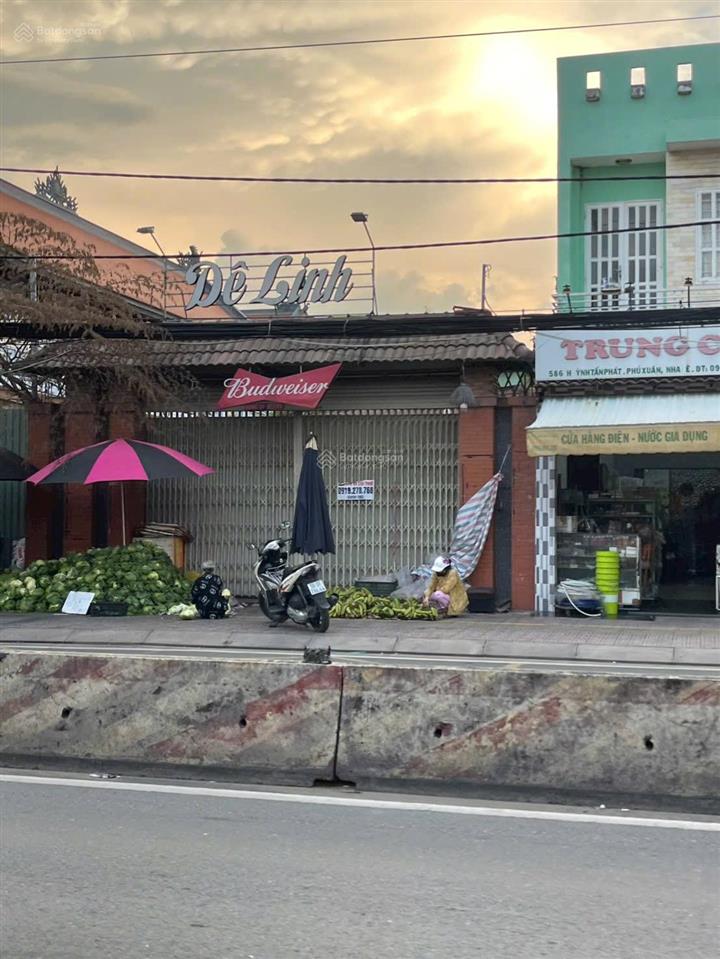 Nhà mt huỳnh tấn phát thị trấn nhà bè, 8x31m2, giá 17 tỷ chốt nhanh, sổ đỏ trao tay, 0918 278 ***