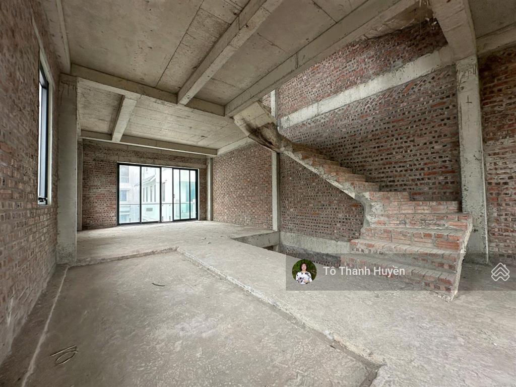 Cực hiếm! 120m2 mt 6m trục đôi khu c đường 30m kinh doanh sầm uất, giá 21 tỷ!
