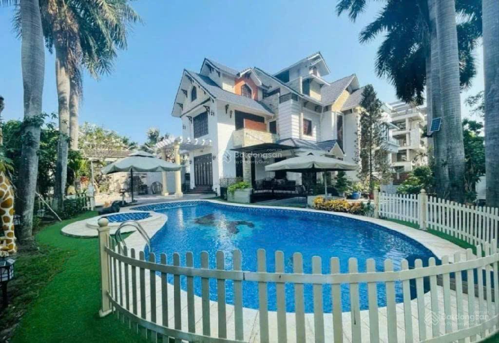 Bán nhà riêng, 945 m², Thủ Đức