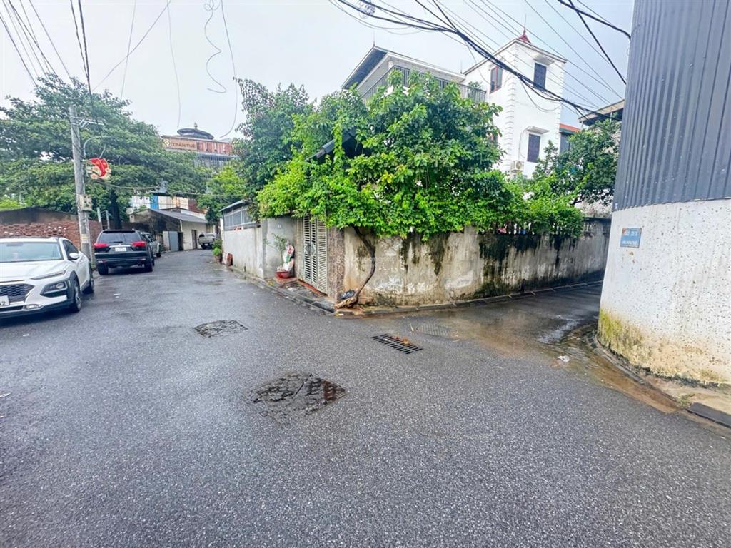 Cần thanh khoản 117m, mặt tiền 6,5m, vuông như bánh chưng, gần hồ, gần bến xe bus