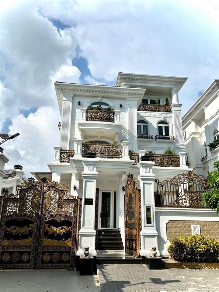💥Bán nhà Q7 🏡 400m²x3 tầng | Ngang 16×25m 💥Có Thang máy