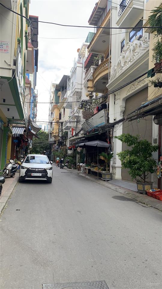 Bán nhà phố lê thanh nghị, hai bà trưng 62m2, 5 tầng, mt 4.5m, giá 18.5 tỷ. hiếm có gần phố.